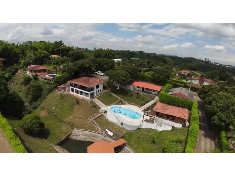 Se Vende Hermosa Casa Campestre cerca a Combia