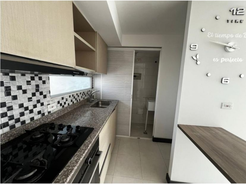 SE VENDE APARTAMENTO AMPLIO Y MODERNO EN DOSQUEBRADAS — foto 2