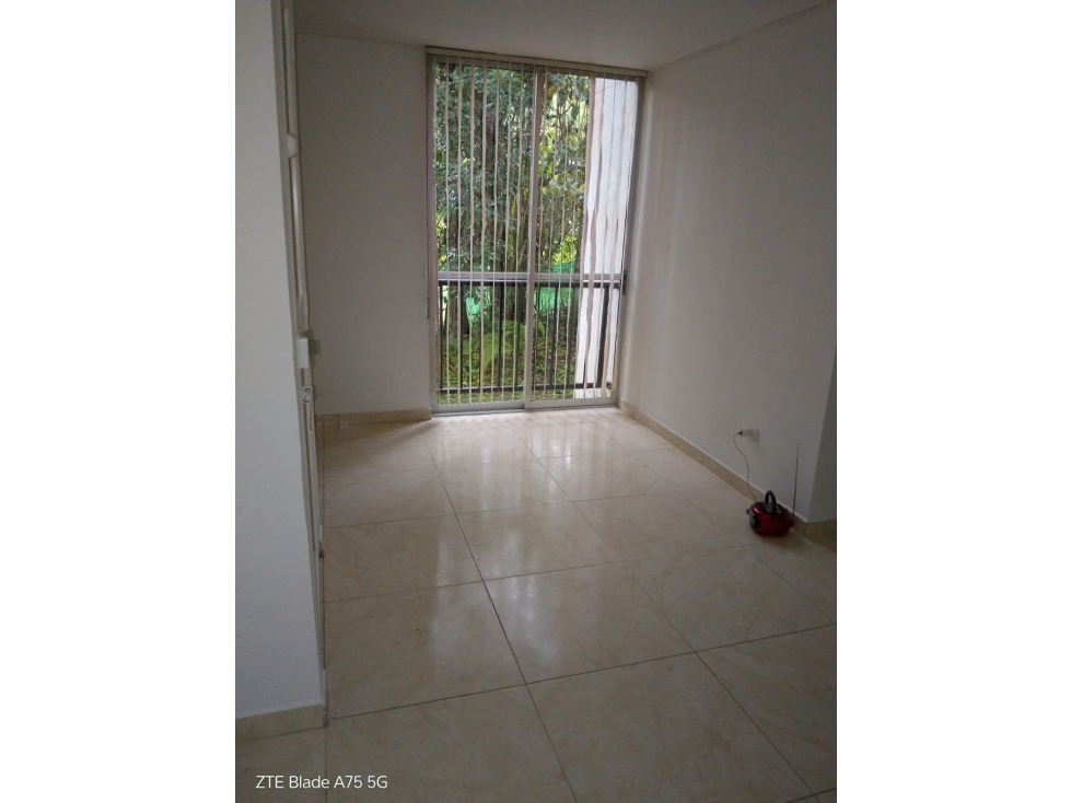 SE VENDE APARTAMENTO EN CONJUNTO ABIERTO EN DOSQUEBRADAS — foto 2