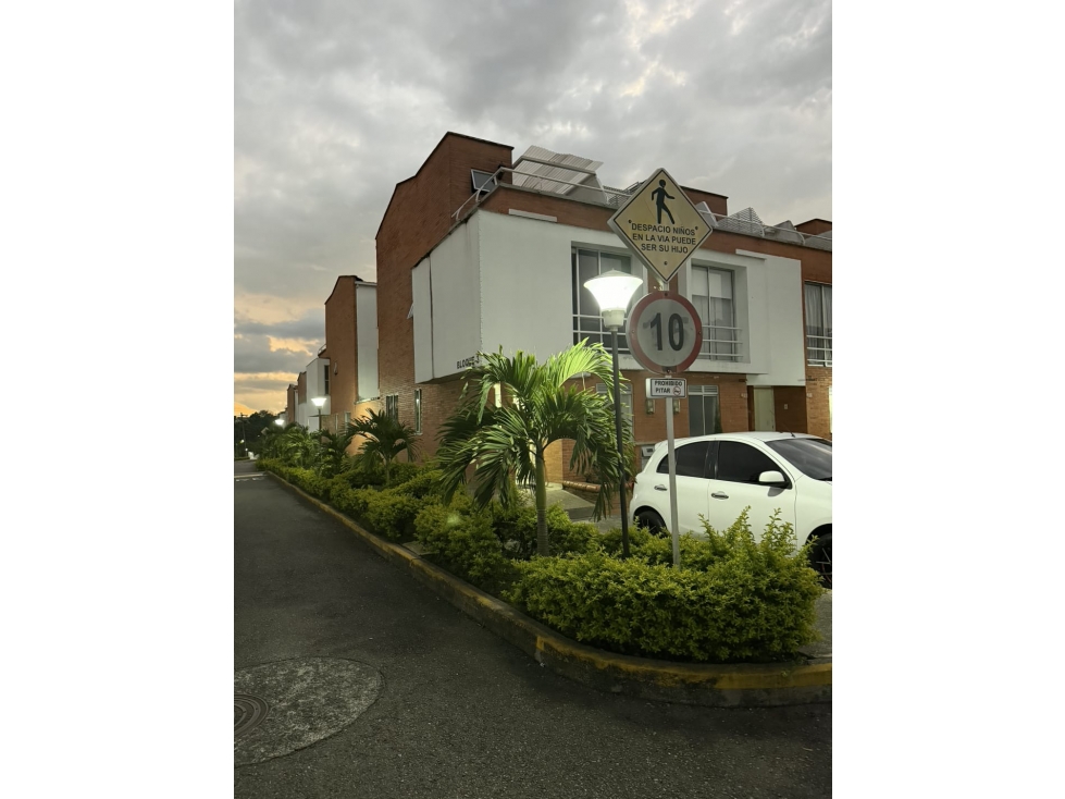 Se Vende Casa Remodelada En Arco Iris De La Colina Pereira — foto 3