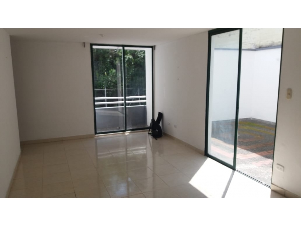 Vendo Apartamento en Alamos