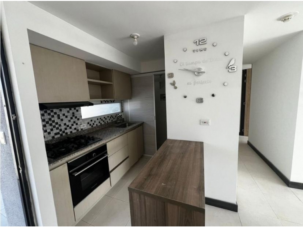 SE VENDE APARTAMENTO AMPLIO Y MODERNO EN DOSQUEBRADAS