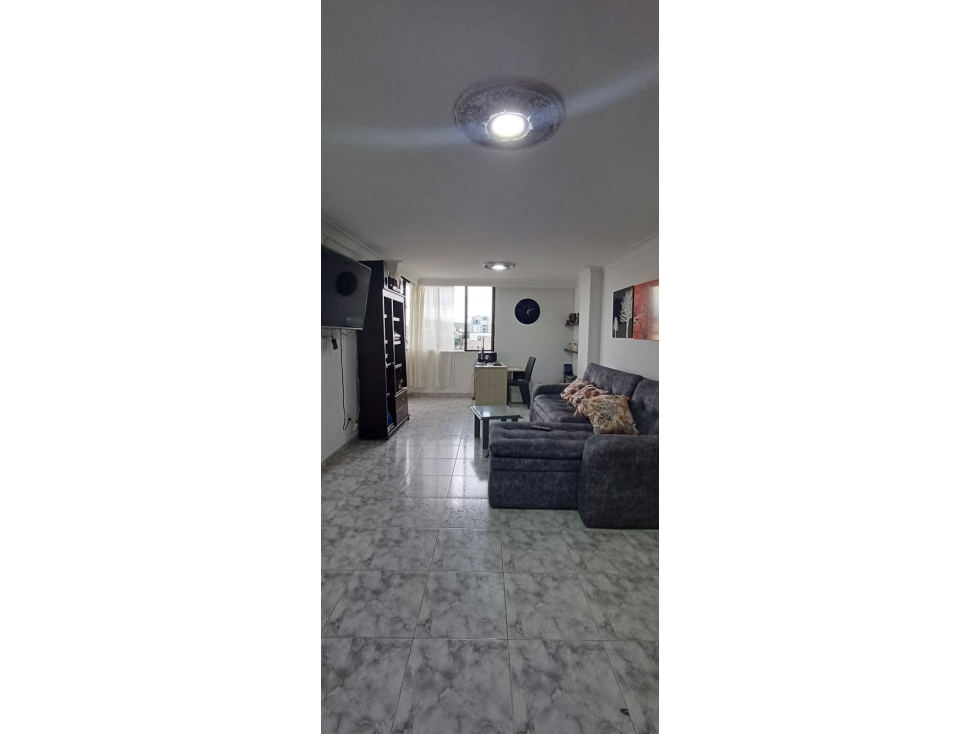 Se vende apartamento en Pereira centro con ascensor y parqueadero — foto 2