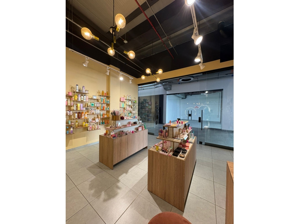 ¡SE VENDE ARRIENDA LOCAL EN MALL BATARA PLAZA! — foto 4