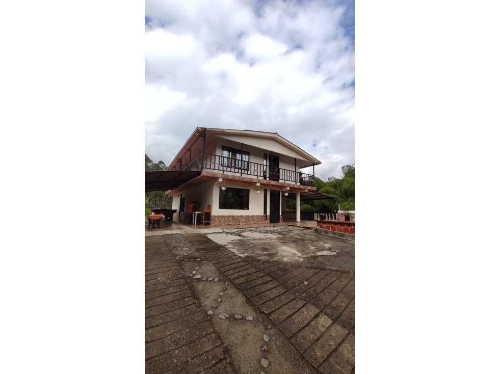 SE VENDE CASA CAMPESTRE VIA LA FLORIDA — foto 2