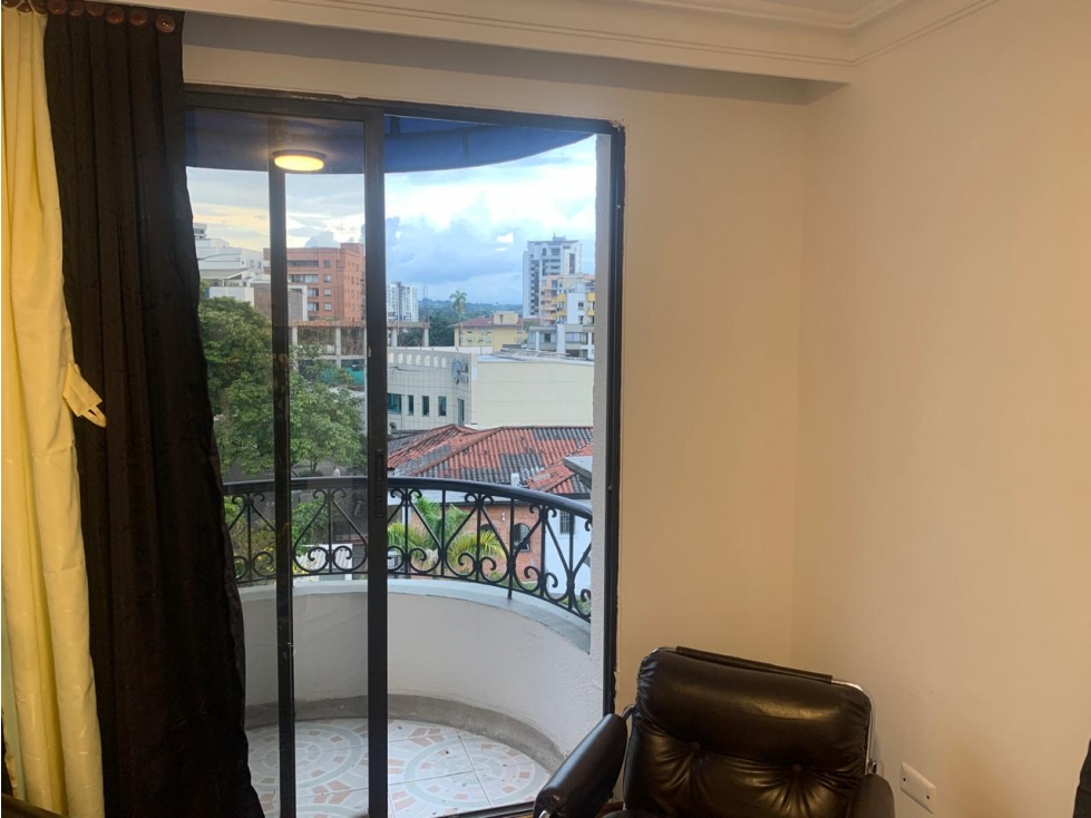 Se Vende Hermoso Penthouse de 3 pisos con Terraza en Los Alpes — foto 3