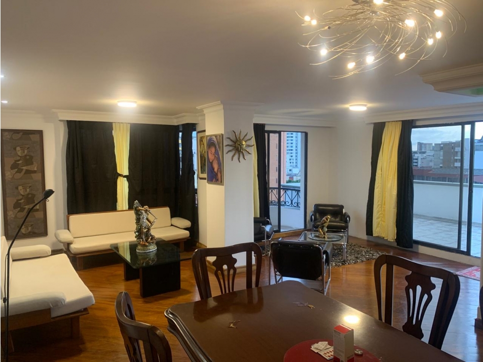 Se Vende Hermoso Penthouse de 3 pisos con Terraza en Los Alpes — foto 2