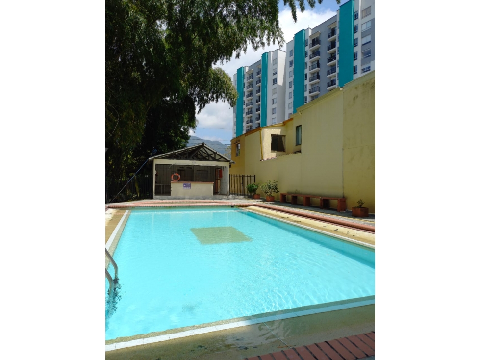 SE VENDE CASA EN CONJUNTO CERRADO DOSQUEBRADAS