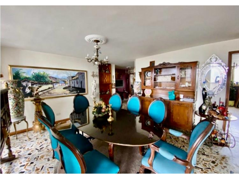 SE VENDE APARTAMENTO EN LA CIRCUNVALAR CON HERMOSA VISTA — foto 3