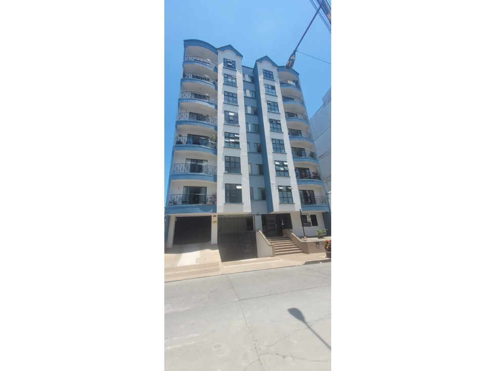 SE VENDE APARTAMENTO AREA 132 M2 BARRIO LOS FUNDADORES