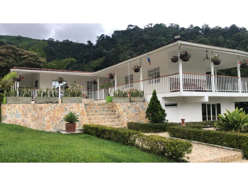 SE VENDE FINCA TURISTICA