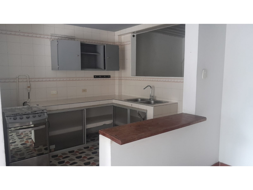 SE VENDE CASA EN EL CENTRO VIVIENDAS INDEPENDIENTES AREA 120 M2 — foto 2