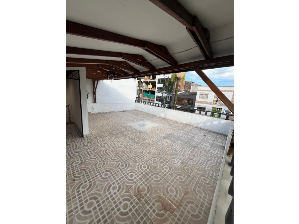 SE VENDE CASA EN BELMONTE CERCA A LA IGLESIA