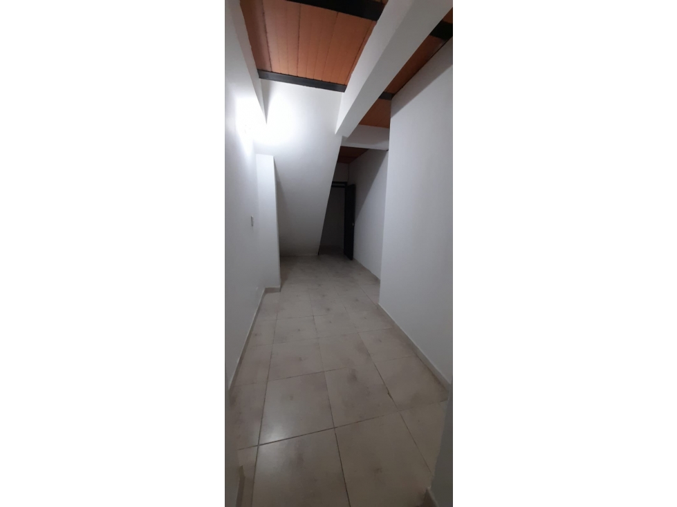 SE ARRIENDA APARTAMENTO PRIMER PISO CRA 6 CON 28 — foto 3