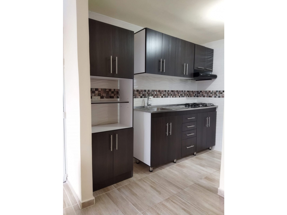 ¡SE VENDE HERMOSO APARTAMENTO EN CONJUNTO CERRADO EN ARMENIA!