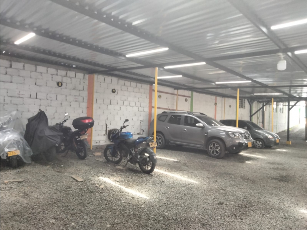 Casa de dos viviendas independientes en venta en Finlandia Quindio - 3