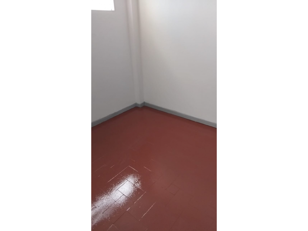 SE ARRIENDA APARTAMENTO EN EL CENTRO — foto 4