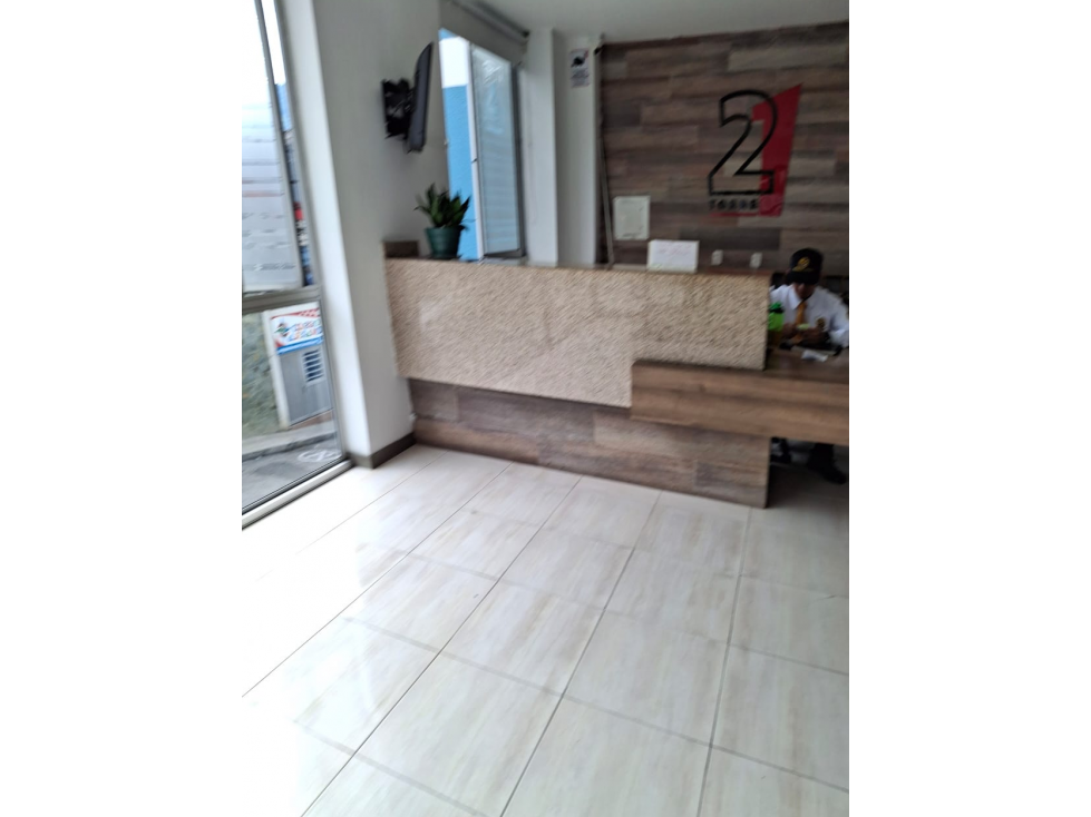 SE VENDE APARTA ESTUDIO EN EL CENTRO AREA 45 M2 Y TERRAZA 33 M2 — foto 4