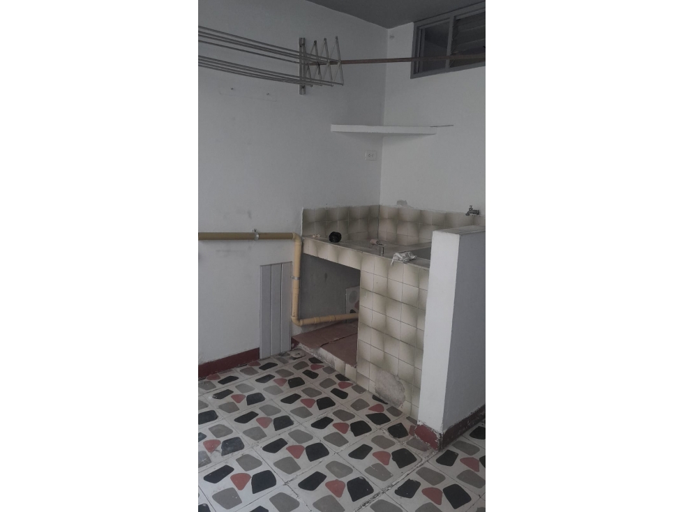 SE VENDE CASA EN EL CENTRO VIVIENDAS INDEPENDIENTES AREA 120 M2 — foto 4