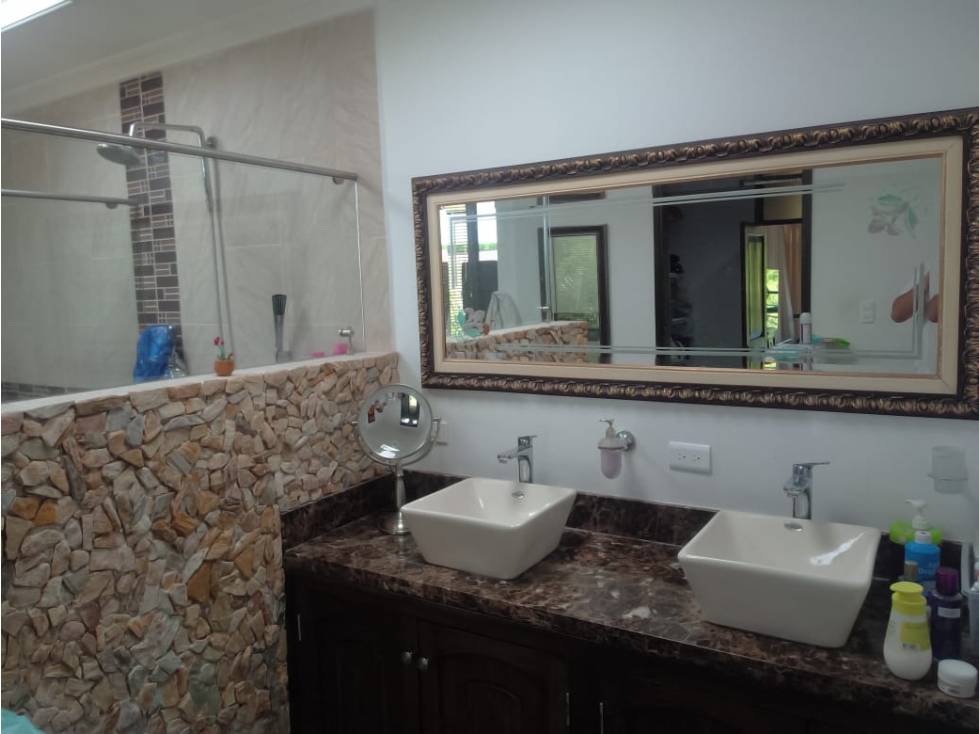 SE VENDE CASA CAMPESTRE EN CONDOMINIO - 2