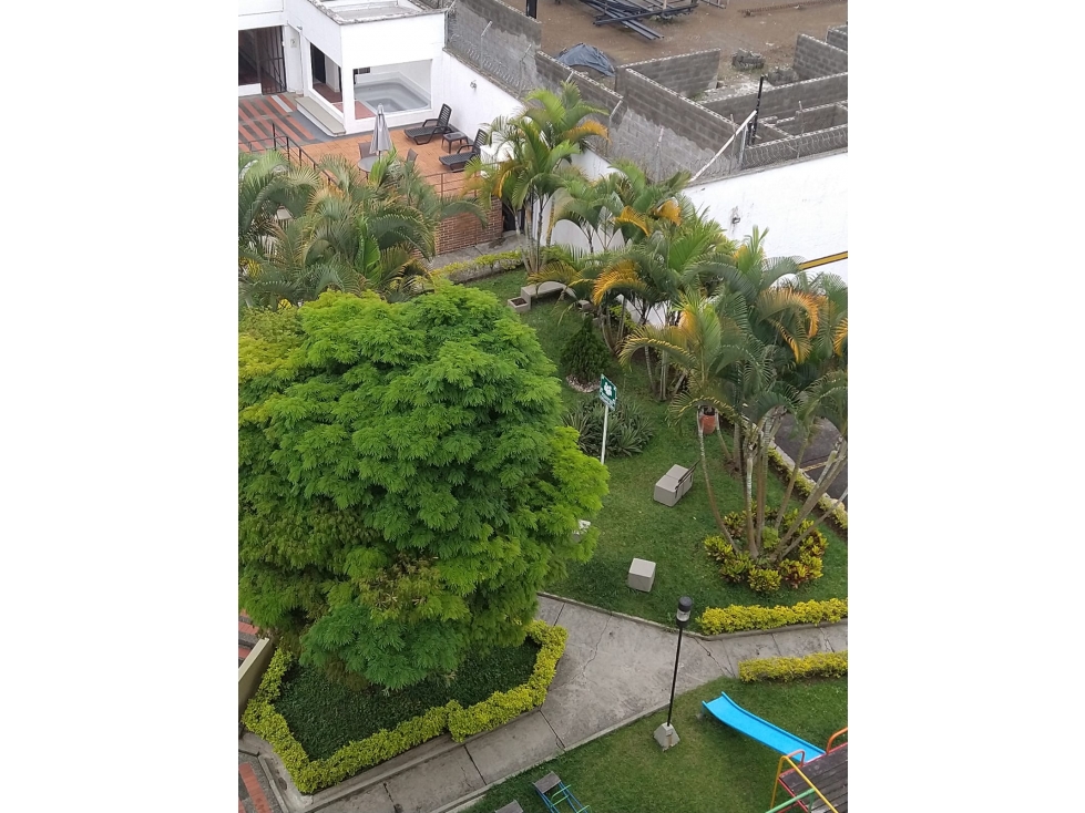 Se vende penthouse en Pinares con vista y parqueadero — foto 5
