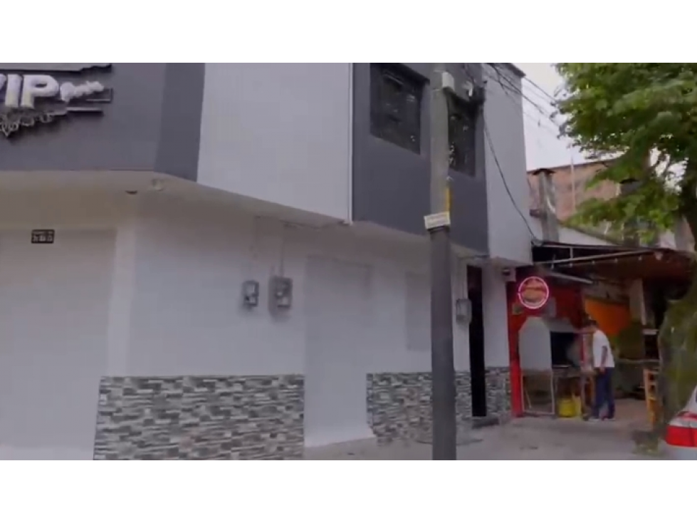 Para inversionistas excelente casa comercial cuatro pisos Pereira — foto 2