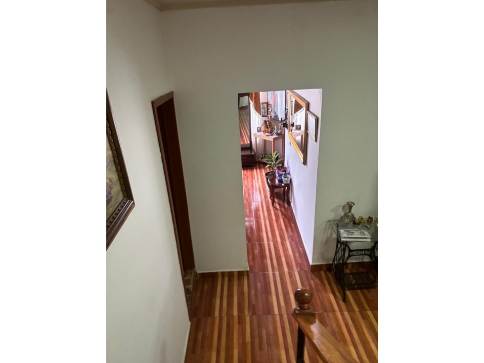 Vendo o permuto hermosa casa de tres pisos en Santa Rosa De Cabal — foto 4