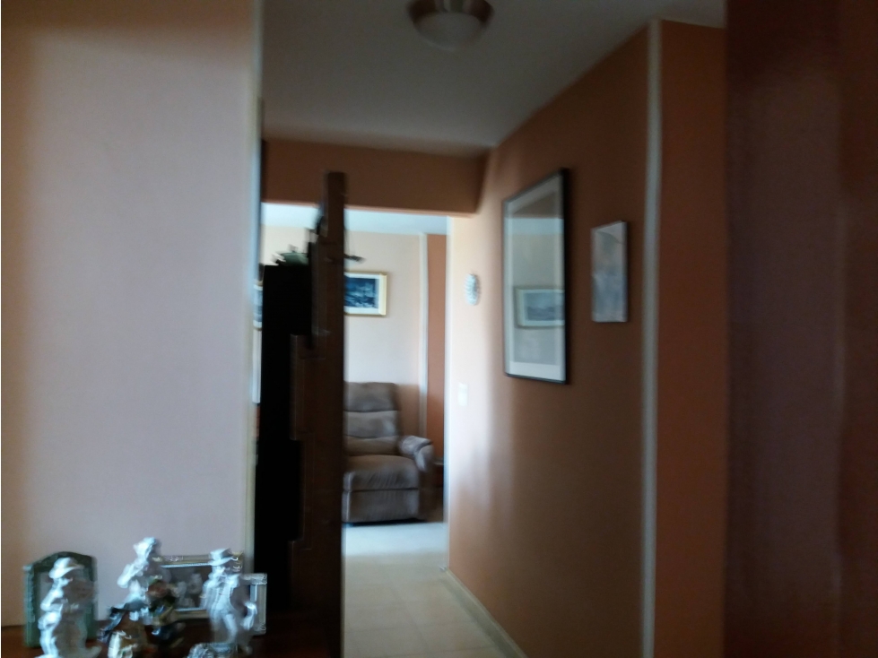 Vende APTO cerca viajero SIN ascensor y parquedero ahi VISITANTES — foto 3
