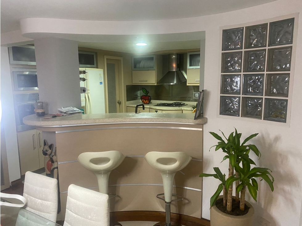 Se vende casa en conjunto cerrado avenida 30 de agosto