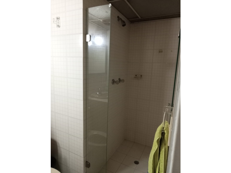 SE VENDE APARTAMENTO EN EL CENTRO AREA 169 MTS — foto 3