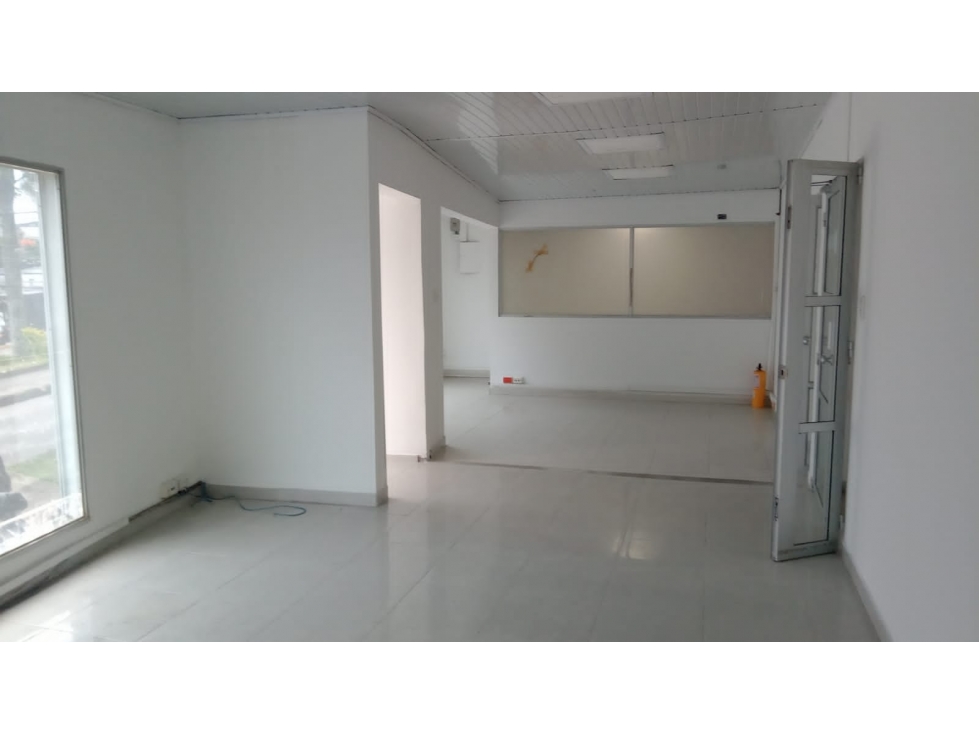 SE ARRIENDA CASA LOCAL AV 30 AGOSTO — foto 6