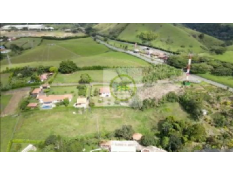 Se Vende Espectacular Lote en Cerritos