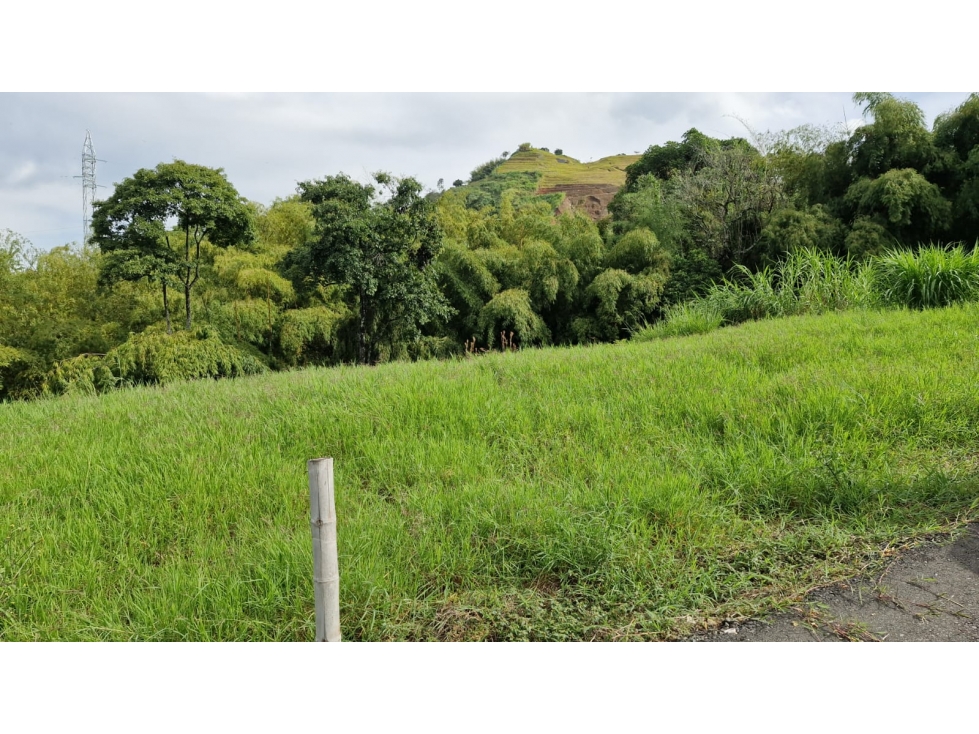 SE VENDE LOTE EN COMBIA EN CONJUNTO CERRADO — foto 2