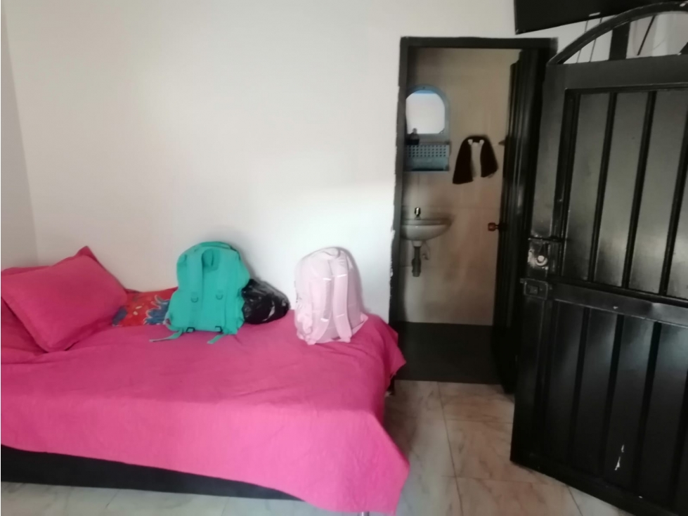 SE VENDE CASA VIVIENDAS INDEPENDIENTES SANTA TERESITA — foto 3