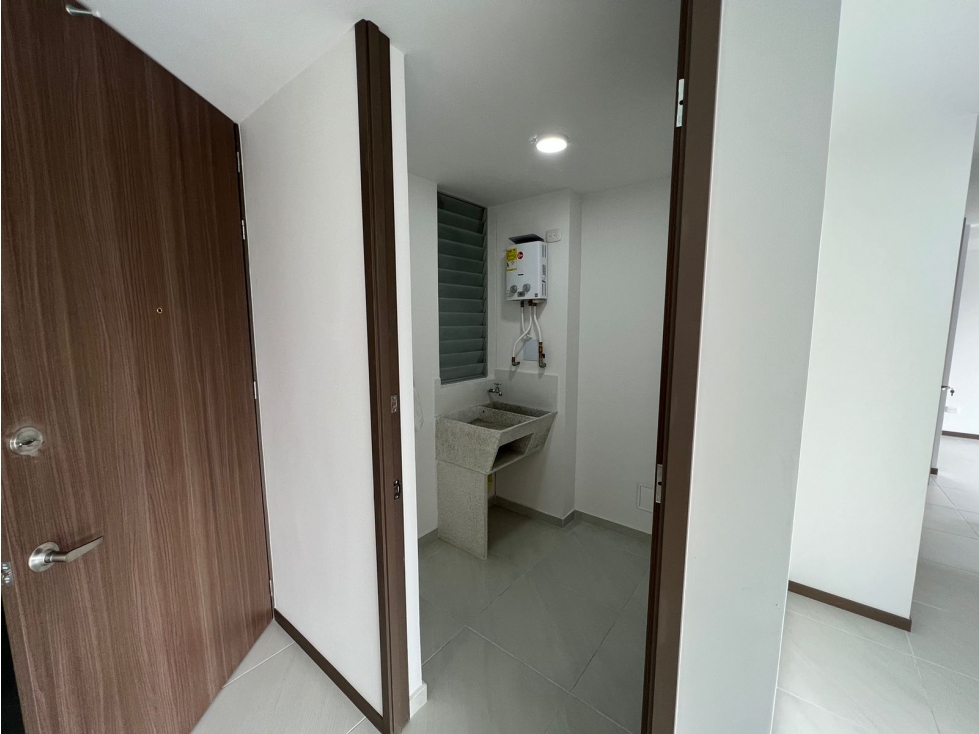 SE VENDE APARTAMENTO EN DOSQUEBRADAS EXCELENTE ZONA SOCIAL — foto 3
