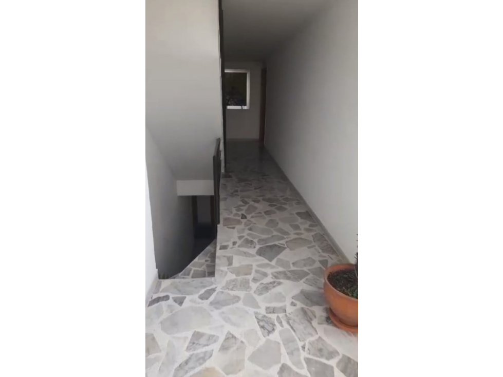 SE VENDE ESPECTACULAR APARTAMENTO EN PINARES AREA 125 — foto 2