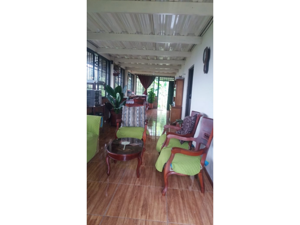 SE VENDE HERMOSA FINCA POR EL MIRADOR ESTANQUILLO ALTO — foto 2