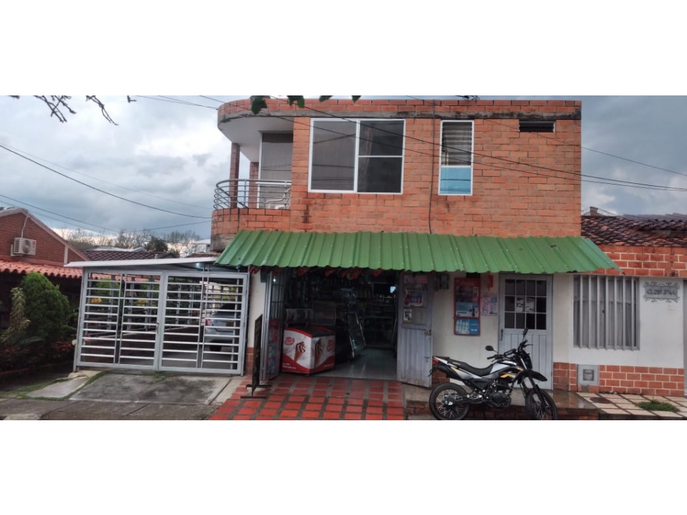 VENTA DE HERMOSA CASA ESQUINERA PARA NEGOCIO EN CARTAGO — foto 2