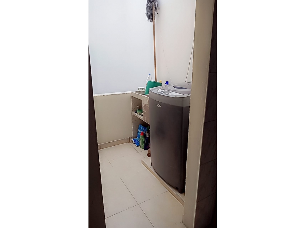 SE VENDE CASA EN EL PARQUE INDUSTRIAL — foto 4