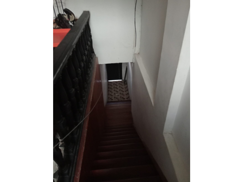 SE VENDE CASA DUPLEX POR CLINICA ROSALES — foto 4