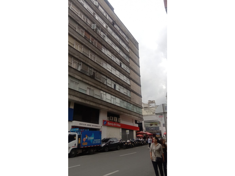 SE VENDE APARTAMENTO EN EL CENTRO AREA 135 M2 — foto 2
