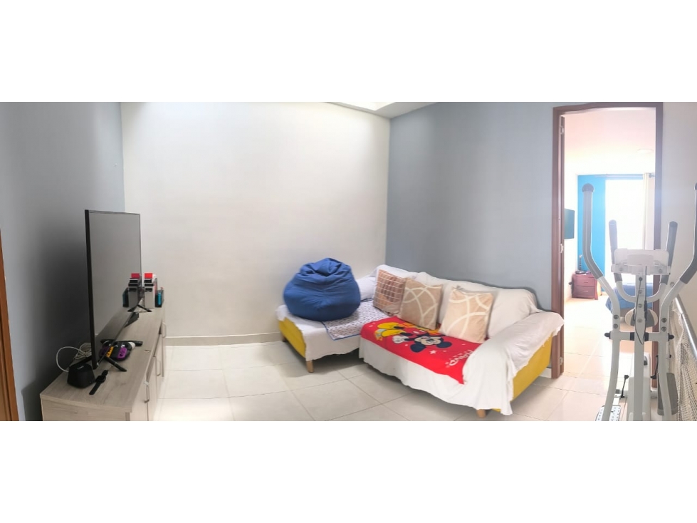 SE VENDE CASA EN LA AVENIDA DE LAS AMERICA — foto 5