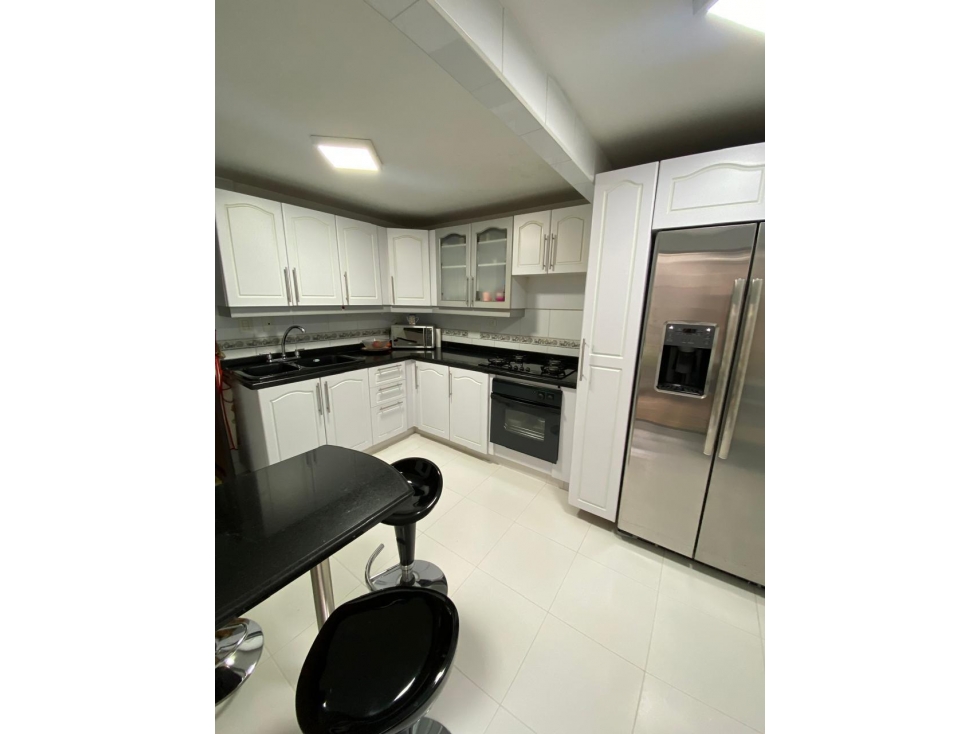 SE VENDE CASA EN CONJUNTO CERRADO EN MANIZALES