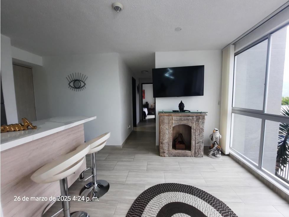 SE VENDE APARTAMENTO ILUMINADO CON ACABADOS MODERNOS EN LA PRADERA — foto 2