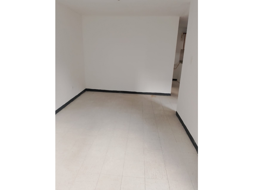 SE VENDE CASA DUPLEX EN CONJUNTO CERRADO EN DOSQUEBRADAS — foto 3