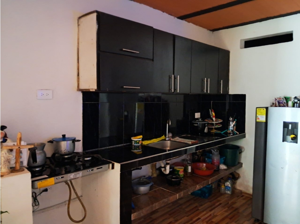 En venta estupenda casa esta ubicada en Ansermanuevo — foto 2