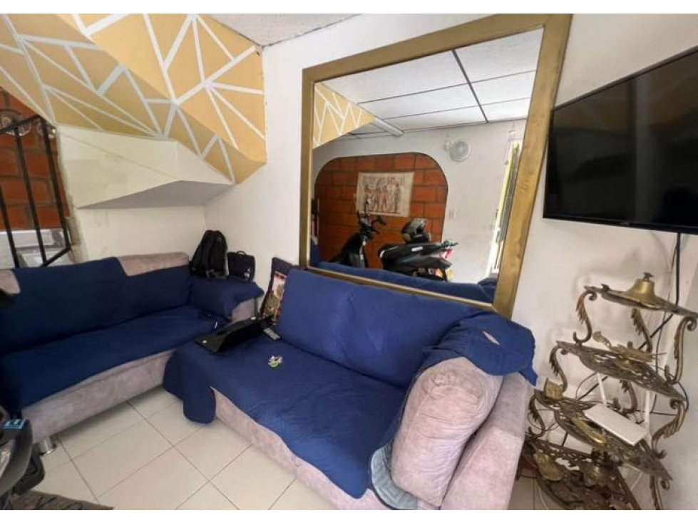 SE VENDE CASA EN BIRMANIA CON VIVIENDAS INDEPENDIENTES — foto 5