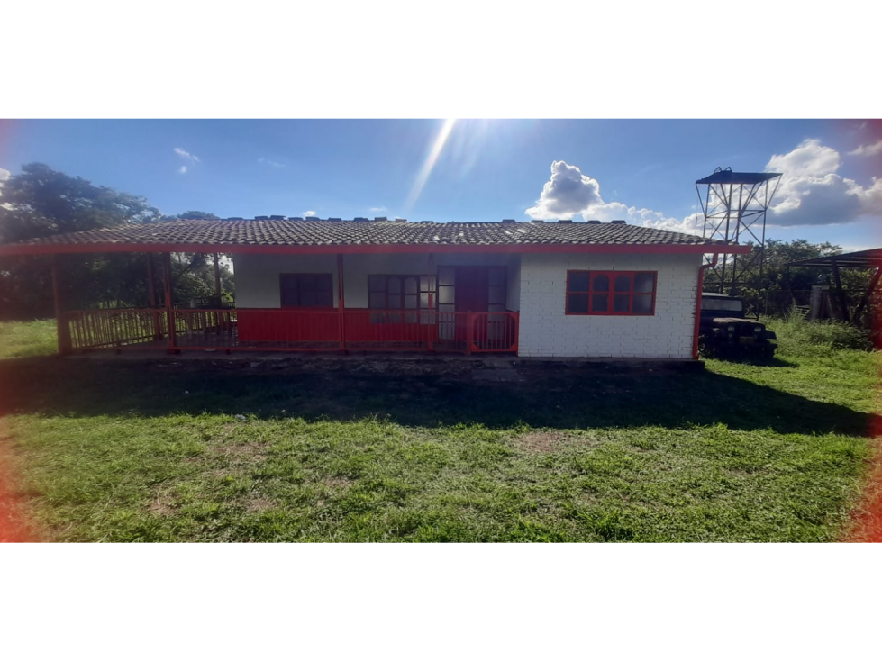 SE VENDE CASA CAMPESTRE VEREDA LA BAMBA — foto 2