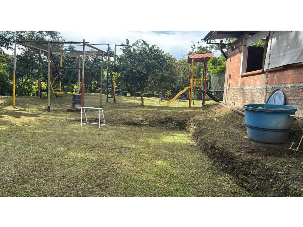 Vendo hermosa finca turistica a 15 minutos de Condina — foto 2