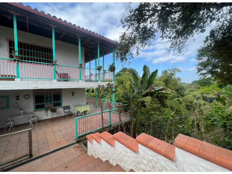 SE VENDE FINCA EN LA GRAMINIA AREA 6400M2 EXCELENTE VISTA — foto 2